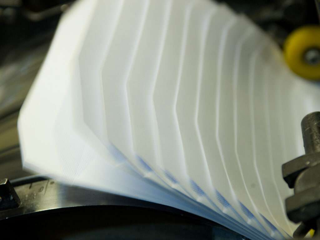 SAS-Manufacturing offers high-quality UK-made envelopes in A4, A5, A6 sizes, including gift and letter envelopes, tailored to your needs
